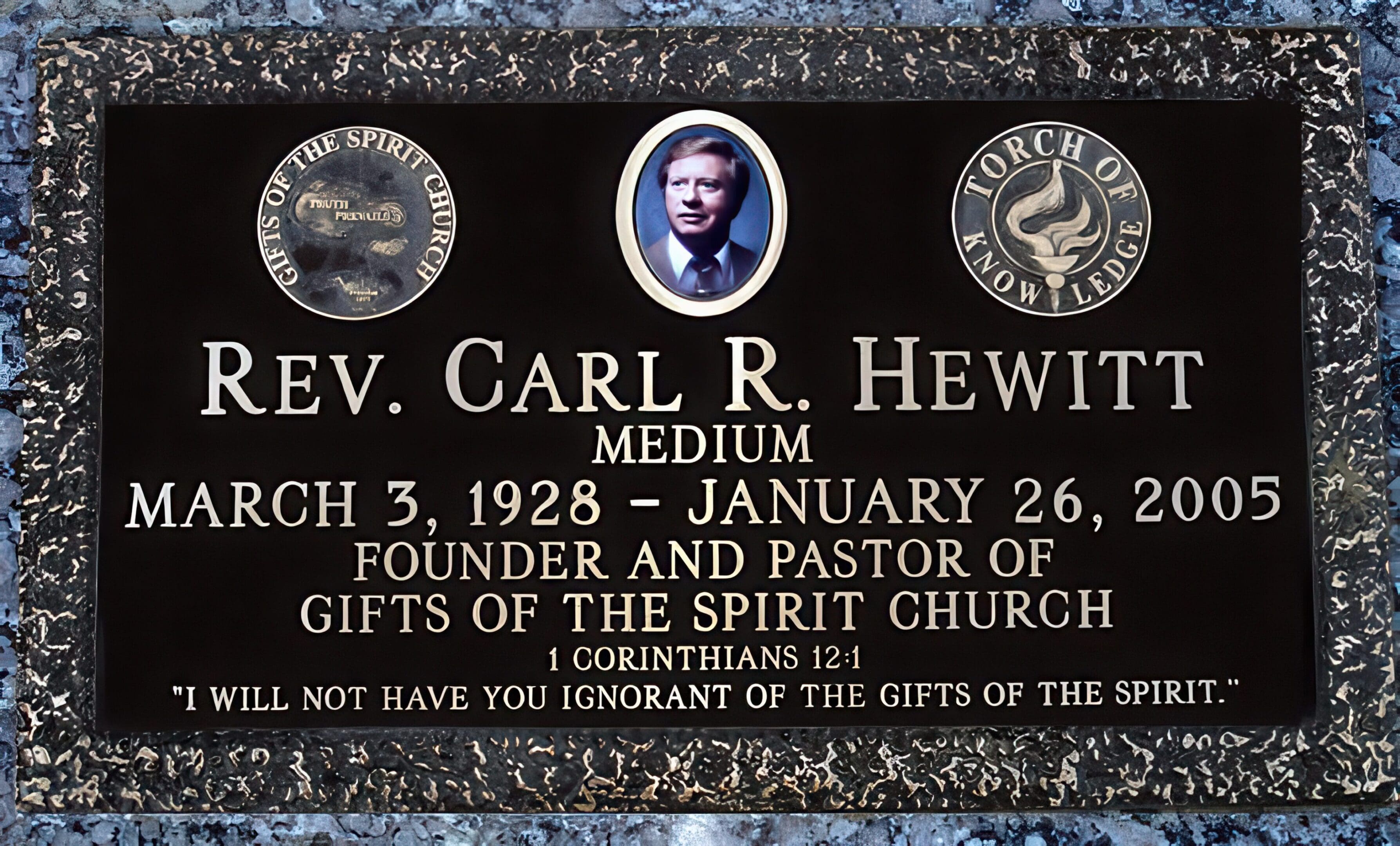 Click the grave marker above to see pictures of Carl's gravesite.