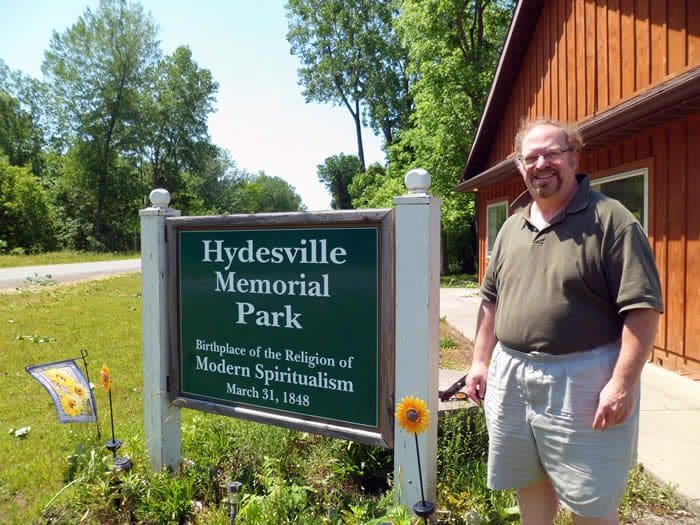 Rev.SidneySchwartzatHydesville